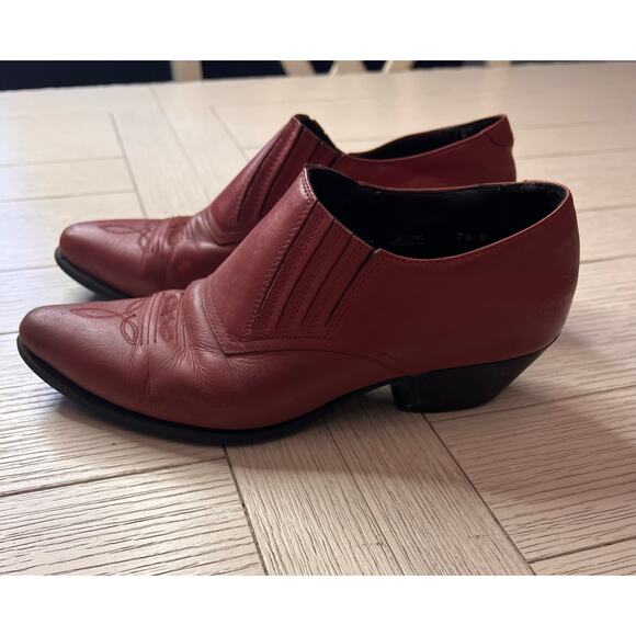 Durango ladies red leather western ankle cowgirl boots. Slip on. Sz 7.5 - Picture 1 of 8